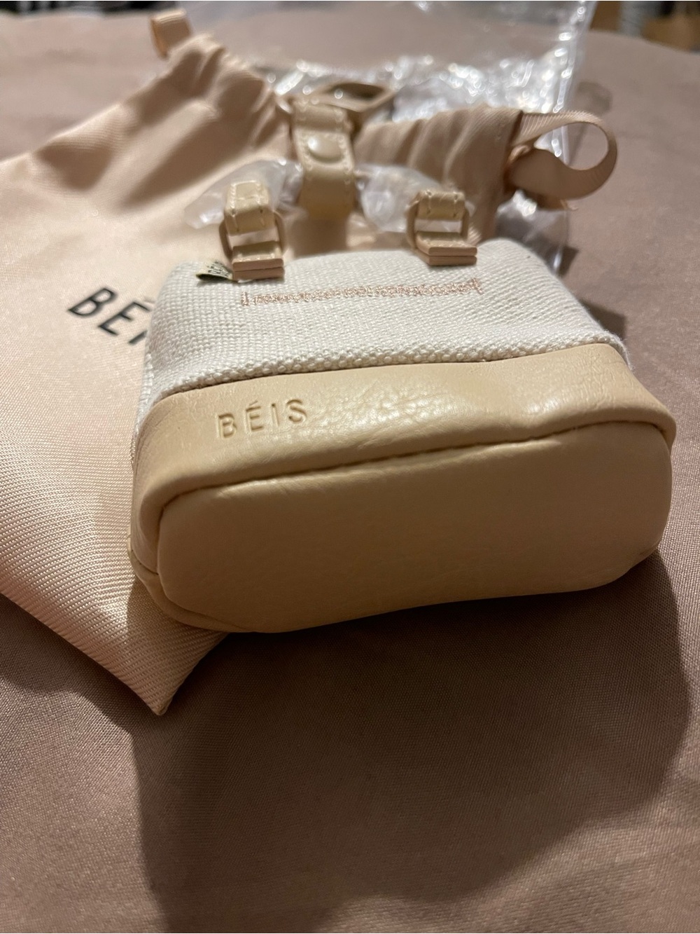 BÉIS Micro Weekender Charm - Picture 4 of 6